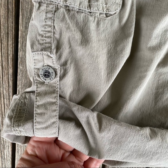 Kuhl Kontra Convertible Hiking Trail Crop Roll Tab Lightweight Stretch Size 8 - Picture 8 of 12